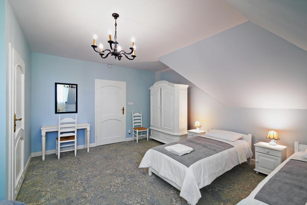 Bed and Breakfast Dwor Osmolice Bialki Dolne Exterior foto