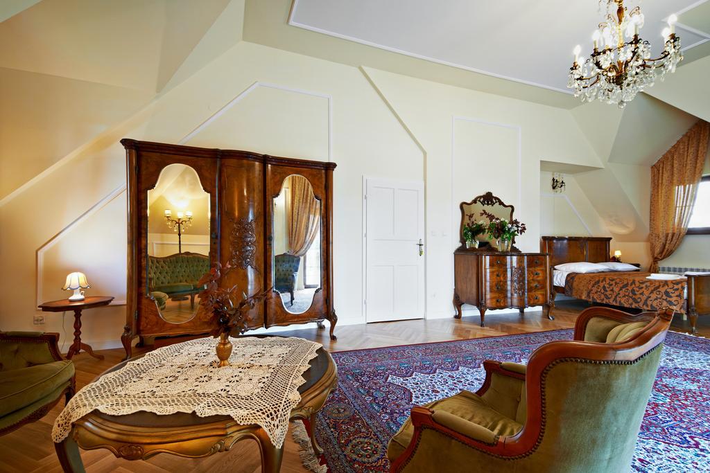 Bed and Breakfast Dwor Osmolice Bialki Dolne Exterior foto