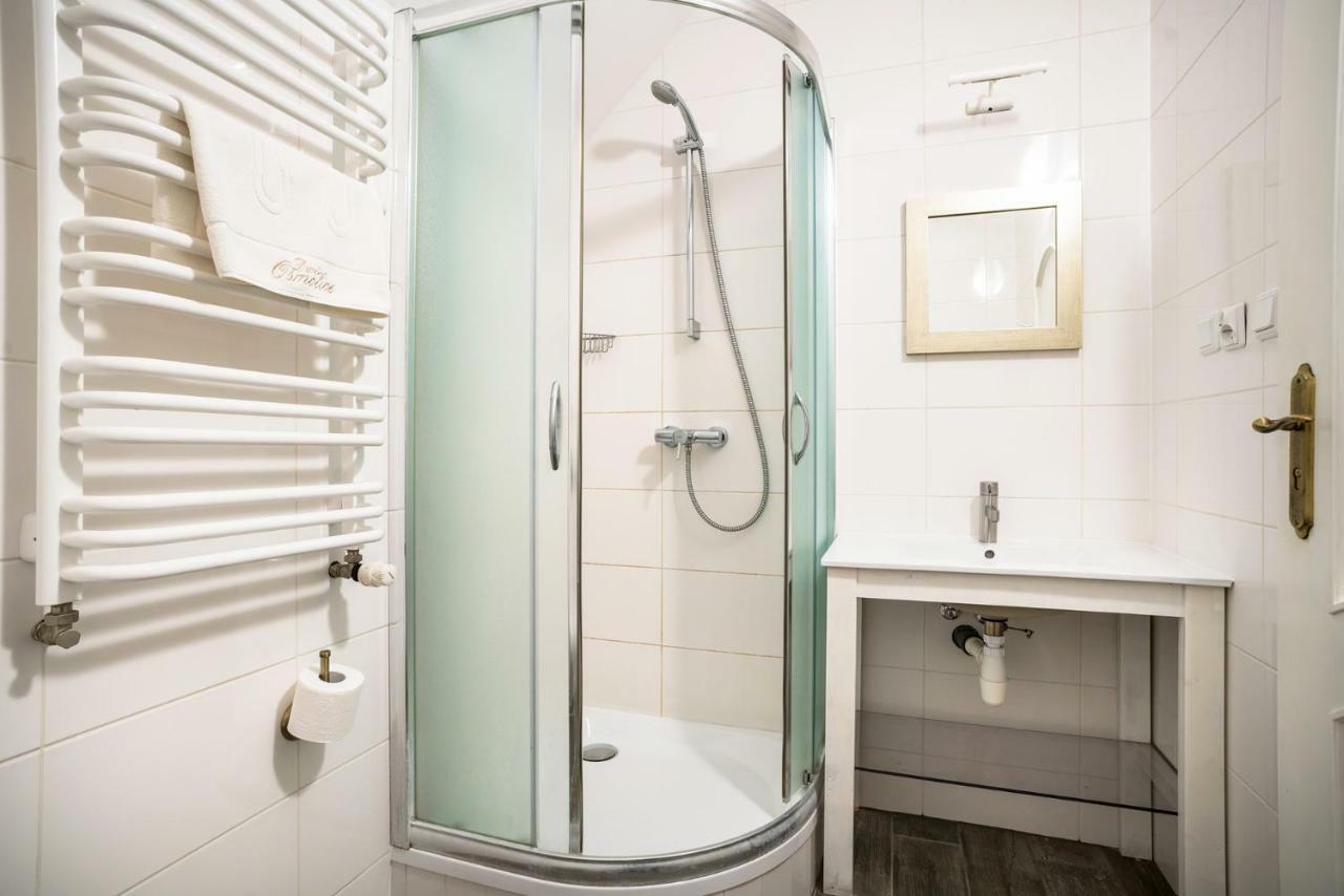 Bed and Breakfast Dwor Osmolice Bialki Dolne Exterior foto